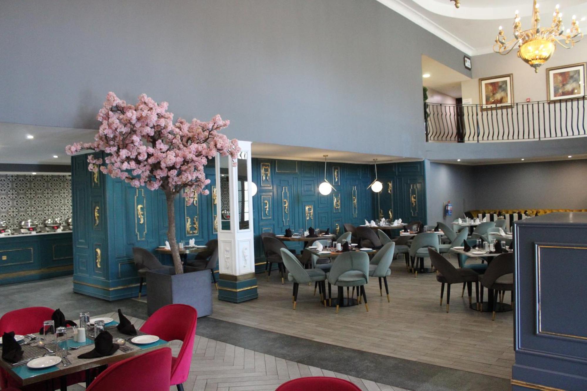 Happy Valley Hotel And Casino 에즐위니 외부 사진